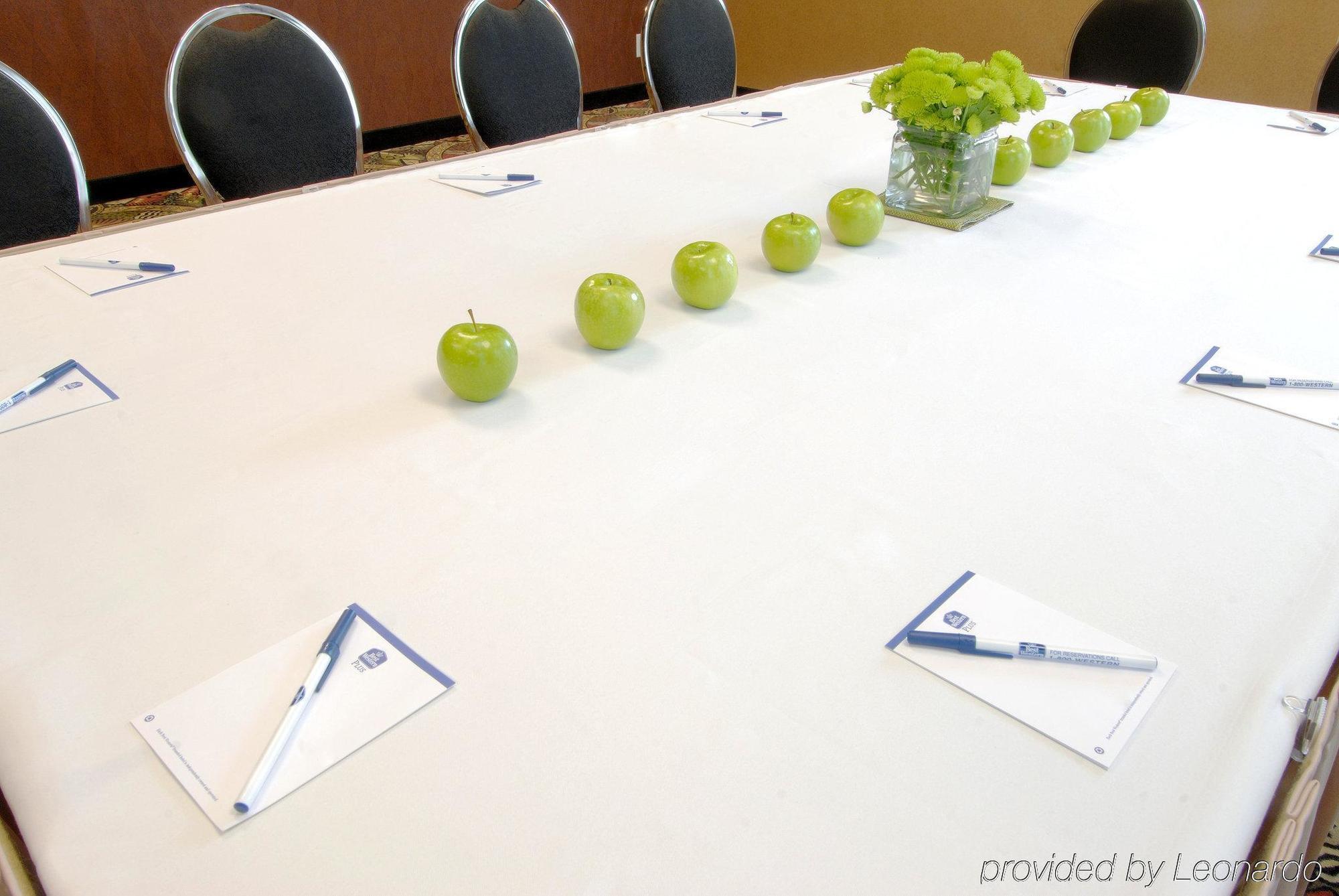 Grand Park Hotel & Suites Downtown Vancouver, Ascend Hotel Collection Επιχειρήσεις φωτογραφία